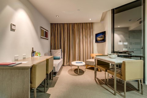 Mantra Collins Hotel - New South Wales Tourism  23