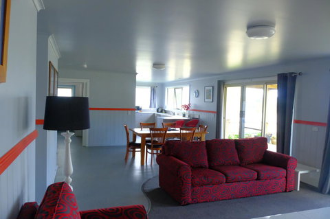 The Crays Accommodation - New South Wales Tourism  2