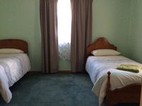 Book Ross Accommodation Vacations New South Wales Tourism New South Wales Tourism 