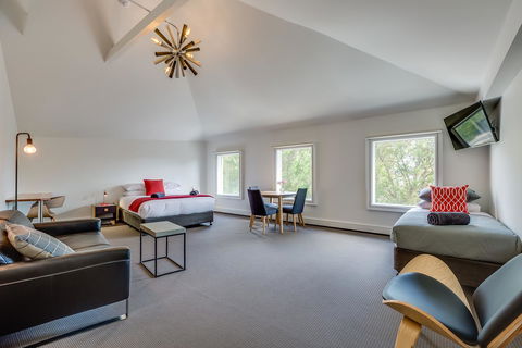 Salamanca Galleria Apartments - New South Wales Tourism  10