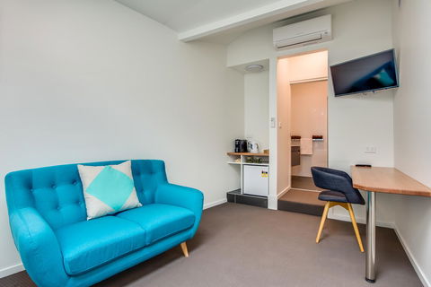 Salamanca Galleria Apartments - New South Wales Tourism  28