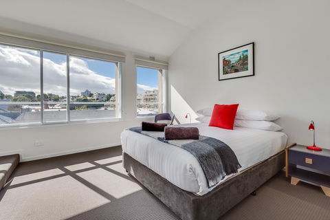 Salamanca Galleria Apartments - New South Wales Tourism  24