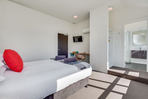 Salamanca Galleria Apartments - New South Wales Tourism  23