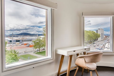 Salamanca Galleria Apartments - New South Wales Tourism  21