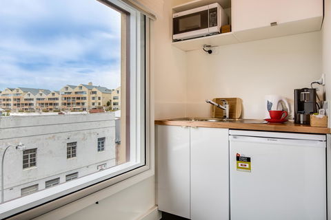 Salamanca Galleria Apartments - New South Wales Tourism  20