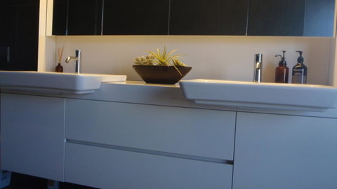 Quarry House Luxury Retreat - New South Wales Tourism  13