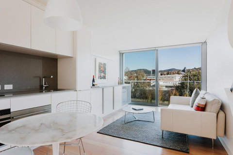 Quarry House Luxury Retreat - New South Wales Tourism  1