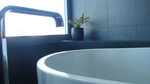 Quarry House Luxury Retreat - New South Wales Tourism  16