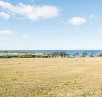 Beach Break Bicheno - New South Wales Tourism 