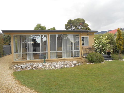 Bruny Ocean Cottage - New South Wales Tourism  13