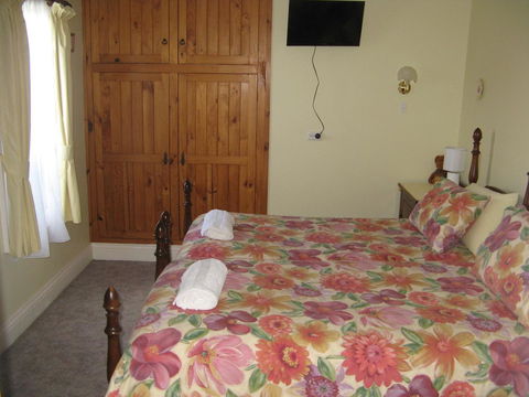 The Grove Cottages - New South Wales Tourism  6