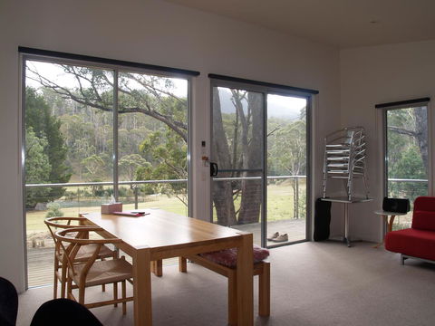Craggy Peaks Wilderness Cabins - New South Wales Tourism  0