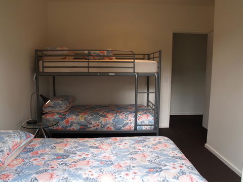 Craggy Peaks Wilderness Cabins - New South Wales Tourism  2