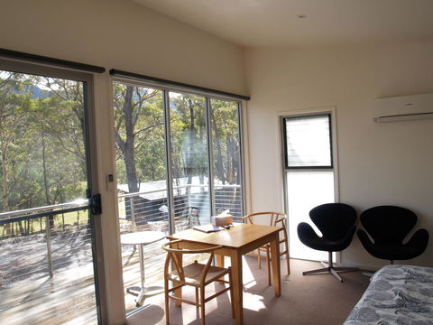 Craggy Peaks Wilderness Cabins - New South Wales Tourism  1