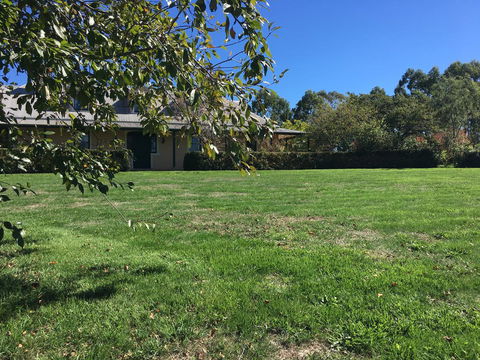 CLAYFIELD HOMESTEAD - Rustic Country Accommodation - New South Wales Tourism  1