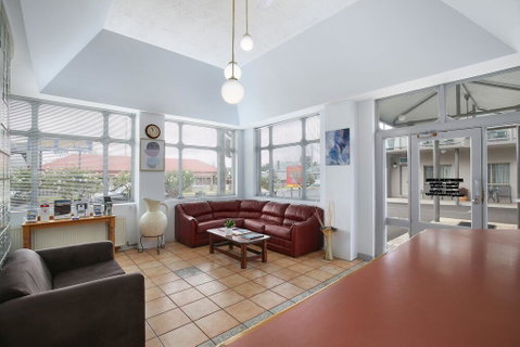 New England Motor Inn - New South Wales Tourism  3