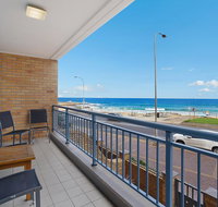 Newcastle Short Stay Apartments - Sandbar Newcastle Beach - New South Wales Tourism 