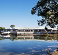 Nightcap at Waterfront Hotel - New South Wales Tourism 