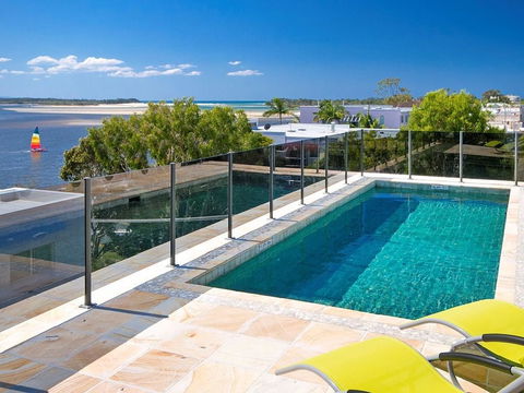Noosa Dua 1 - New South Wales Tourism  0
