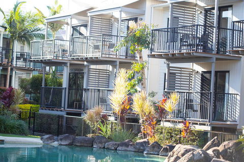 Noosa Lakes Resort - New South Wales Tourism  1
