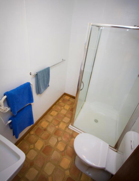 Nornalup Riverside Chalet - New South Wales Tourism  3