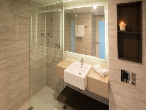 Novotel Wollongong Northbeach - New South Wales Tourism  2
