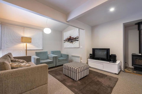 Numbawan-DPA - New South Wales Tourism  2