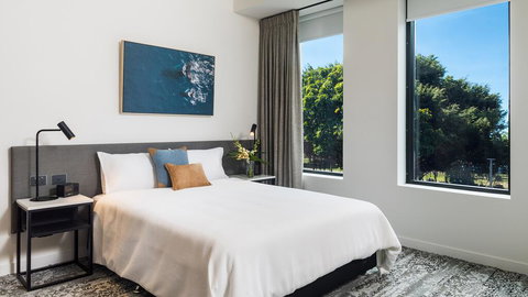 Oaks Cairns Hotel - New South Wales Tourism  3