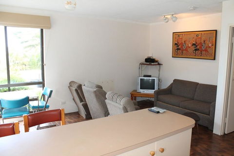 Ocean Front Malua Bay - New South Wales Tourism  3