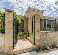 Ocean Keys Cottage - Free WiFi - New South Wales Tourism 