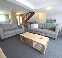 Ocean Shores Unit No 4 - New South Wales Tourism 