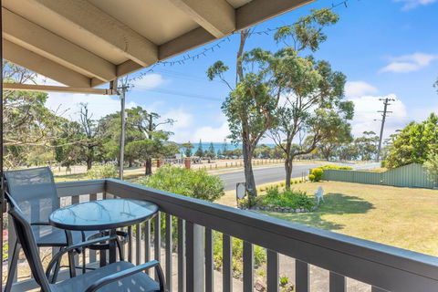 Ocean St Holiday Apartment - New South Wales Tourism  1