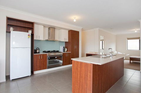 Ocean View Crescent 59 - New South Wales Tourism  2