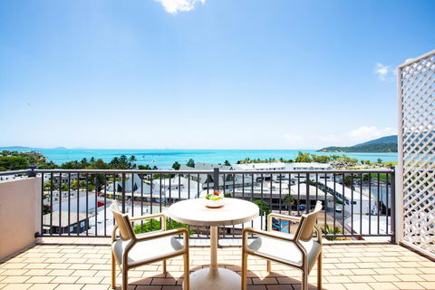 OCEAN VIEWS 10 - New South Wales Tourism  1