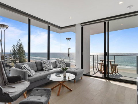 Ocean Views Apartment With Rooftop Pool - New South Wales Tourism  3