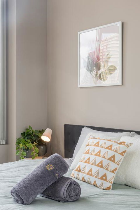 Olympic Park Near Qudos Bank Arena King Bed 1BR 1Bath Sleeps 6 Air-cond Parking - New South Wales Tourism  3