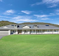 ON Keppies Bed and Breakfast Farm Paterson NSW - New South Wales Tourism 