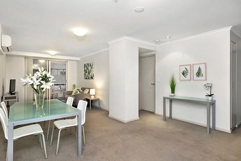 One Bedroom Apartment Atchison St(L1006) - New South Wales Tourism  1