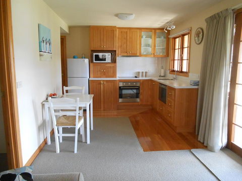 Otago Cottage - New South Wales Tourism  3