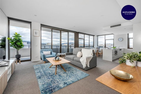 Oversized Luxe 1 Bedder - Amazing Barton - Gym - New South Wales Tourism  0