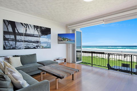 Palm Beach Beachfront Townhouse - New South Wales Tourism  1