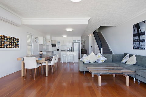Palm Beach Beachfront Townhouse - New South Wales Tourism  2