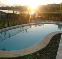 Palm Lakeside Holiday Home - Bowen Whitsundays Queensland - New South Wales Tourism 