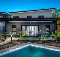 Palms - Tropicana Resort - Cli - New South Wales Tourism 