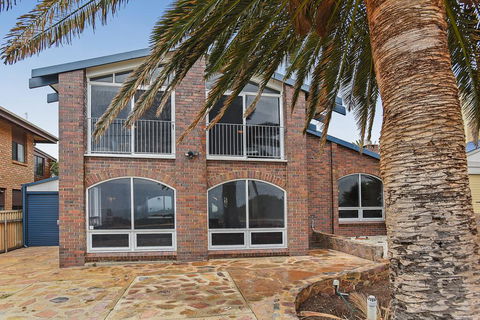Palms On The Esplanade - Sellicks Beach - WiFi - New South Wales Tourism  2