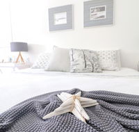 Palms Studio Apartment at Raffetys Resort - New South Wales Tourism 