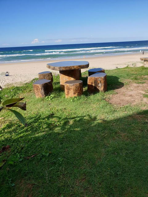Palmy Sea Breeze - New South Wales Tourism  2