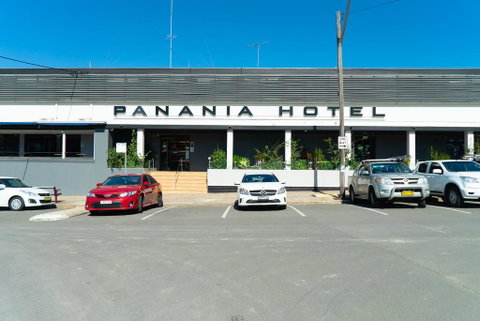 Panania Hotel - New South Wales Tourism  0