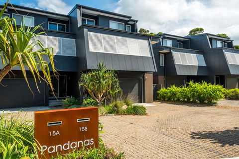 Pandanas Apartments 15B - Mollymook Beach - New South Wales Tourism  2