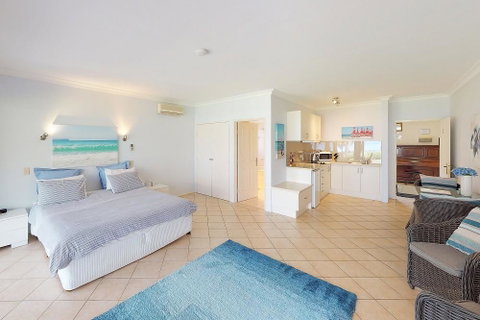 Paradise Beach Apartments - New South Wales Tourism  2